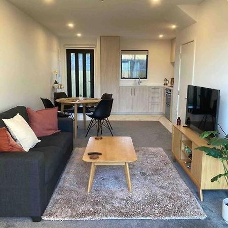 Cheerful 2 Bedroom Townhouse In Addington! Christchurch Buitenkant foto