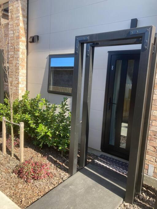Cheerful 2 Bedroom Townhouse In Addington! Christchurch Buitenkant foto